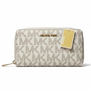 Michael Kors  Jet Set Vanilla Logo Zip Around Multi Pockets Large Wallet NEW